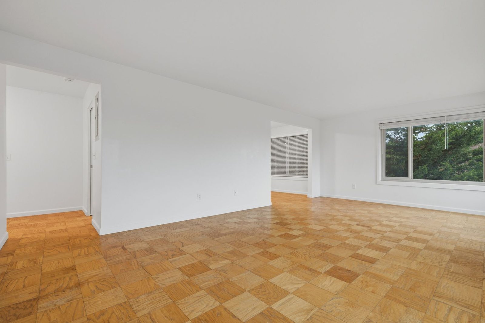 Living room viewed from the opposite direction